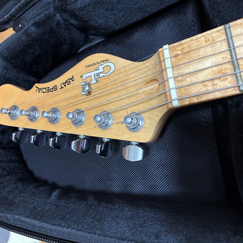 G&L Tribute ASAT Special Deluxe Carved Topの画像